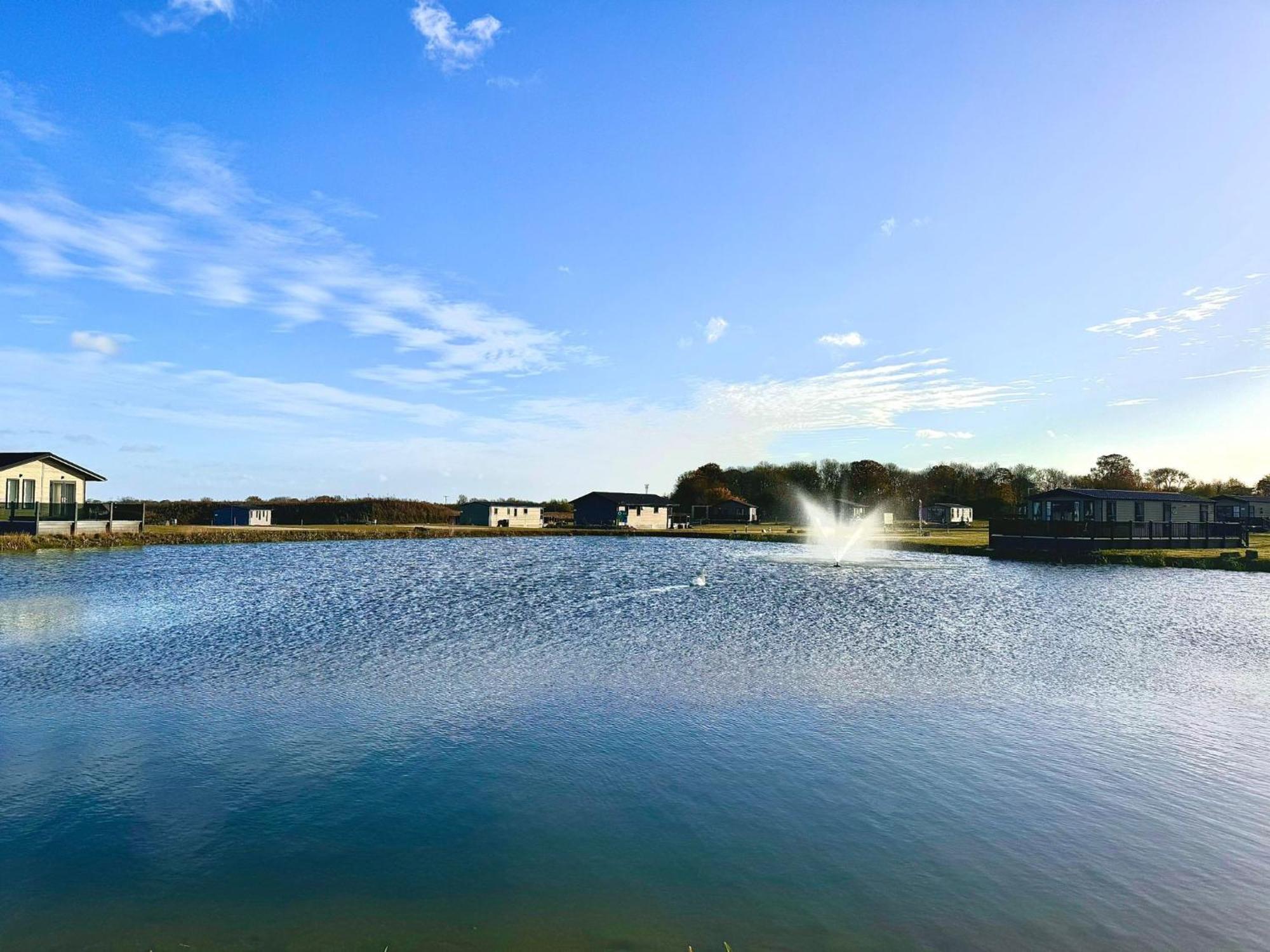 Brackenborough Lakes Resort لاوث المظهر الخارجي الصورة